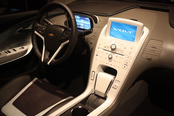 Auto Entertaintment And Lifestyle Chevrolet Volt Interior